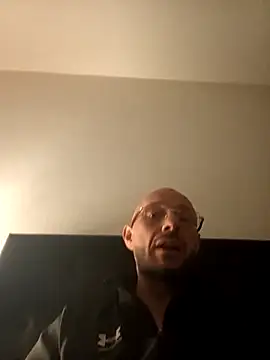 Guitccch online show from 04/04/26, 03:38