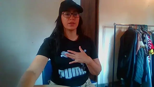 brittanycheeks online show from 03/10/25, 08:12