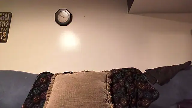 samone9 online show from 10/16/25, 02:01