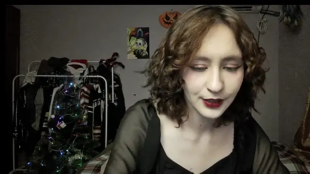 JoannaTompson online show from 12/26/24, 12:57