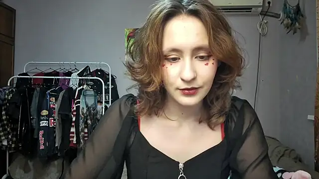 JoannaTompson online show from 02/23/25, 09:26