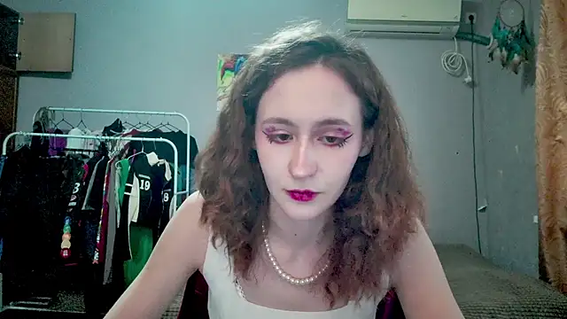 JoannaTompson online show from 09/18/25, 03:08