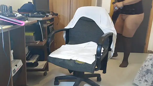 45marina45 online show from 11/11/25, 09:37