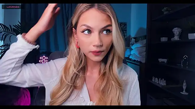 Snapshot of MelissaTetris chatting on 09/14/25, 10:03 MelissaTetris online show from 09/14/25, 10:03