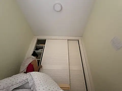 sweeviolet online show from 01/26/25, 11:06