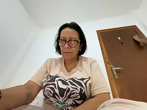 sweeviolet online show from 04/02/26, 07:17