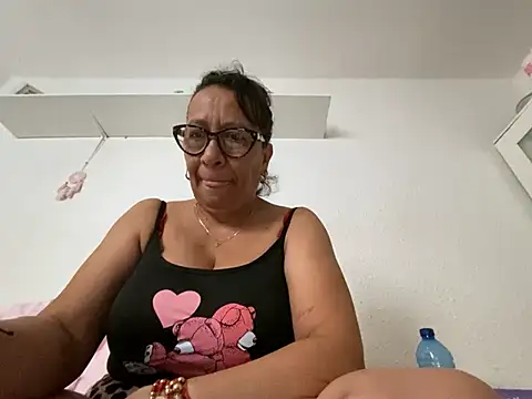 sweeviolet online show from 07/17/26, 07:04