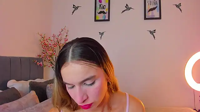 im sarah34 online show from 01/15/25, 06:43