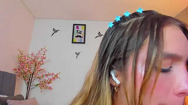 im sarah34 online show from 01/22/25, 07:03