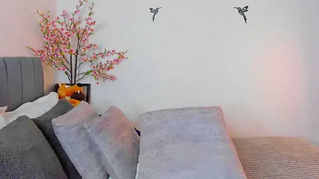 im sarah34 online show from 02/28/25, 05:26