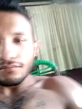brayan7132 online show from 05/08/26, 05:18