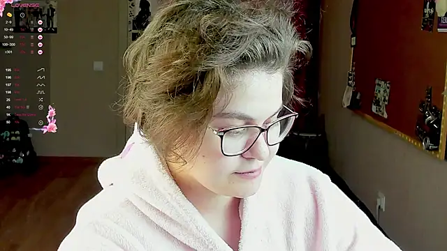 Snapshot of Sashy_Way chatting on 12/11/24, 11:32 Sashy Way online show from 12/11/24, 11:32