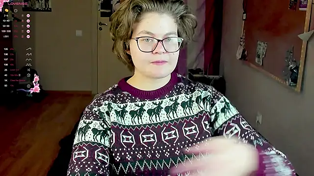 Snapshot of Sashy_Way chatting on 01/05/25, 01:13 Sashy Way online show from 01/05/25, 01:13