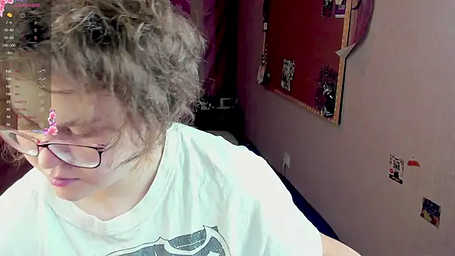 Snapshot of Sashy_Way chatting on 01/11/25, 08:11 Sashy Way online show from 01/11/25, 08:11