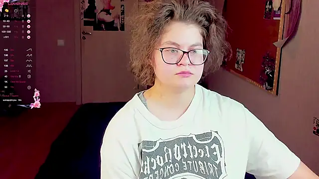 Snapshot of Sashy_Way chatting on 01/12/25, 01:48 Sashy Way online show from 01/12/25, 01:48