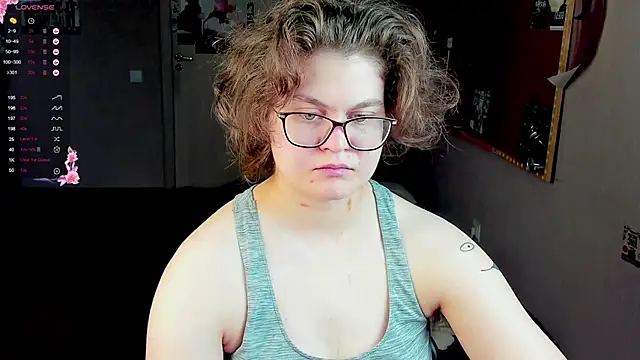 Snapshot of Sashy_Way chatting on 01/18/25, 12:57 Sashy Way online show from 01/18/25, 12:57