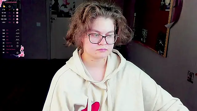 Snapshot of Sashy_Way chatting on 01/18/25, 03:59 Sashy Way online show from 01/18/25, 03:59