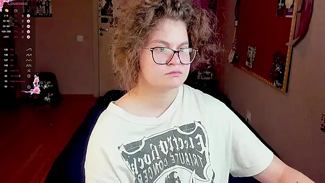 Snapshot of Sashy_Way chatting on 01/26/25, 01:58 Sashy Way online show from 01/26/25, 01:58