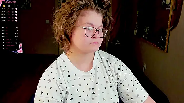 Snapshot of Sashy_Way chatting on 03/20/25, 06:42 Sashy Way online show from 03/20/25, 06:42