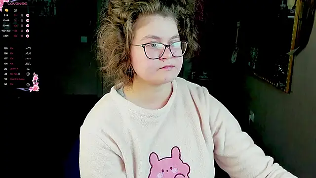 Snapshot of Sashy_Way chatting on 03/22/25, 04:37 Sashy Way online show from 03/22/25, 04:37