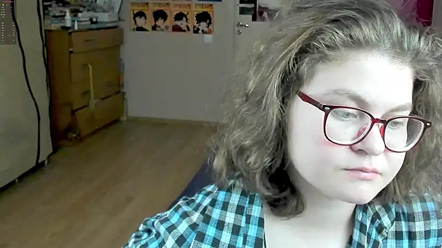 Snapshot of Sashy_Way chatting on 10/25/25, 09:20 Sashy Way online show from 10/25/25, 09:20