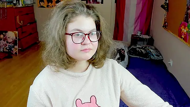 Snapshot of Sashy_Way chatting on 12/13/25, 07:53 Sashy Way online show from 12/13/25, 07:53