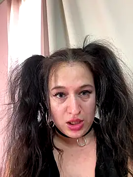 Nastybambi online show from 09/10/25, 03:45