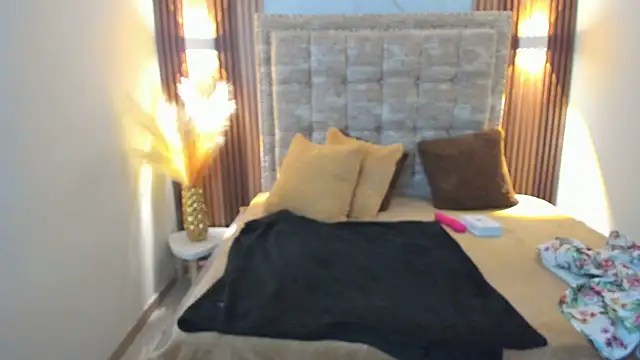 ada mclaine online show from 03/15/25, 03:48