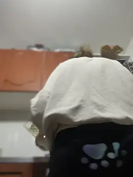 Snapshot of Mila_Morgan chatting on 03/04/25, 03:59 Mila Morgan online show from 03/04/25, 03:59