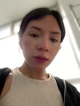 Snapshot of Mila_Morgan chatting on 03/17/25, 02:01 Mila Morgan online show from 03/17/25, 02:01