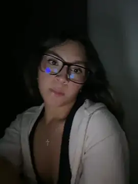 Snapshot of Mila_Morgan chatting on 03/20/25, 08:29 Mila Morgan online show from 03/20/25, 08:29