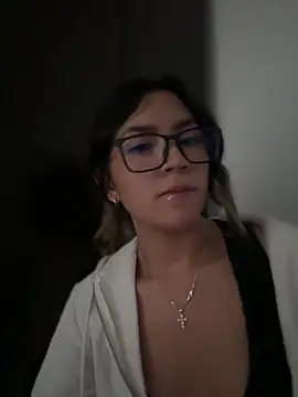 Snapshot of Mila_Morgan chatting on 03/21/25, 01:56 Mila Morgan online show from 03/21/25, 01:56