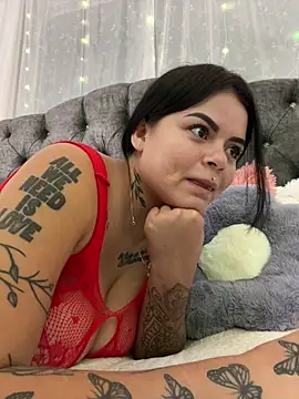 ivanna rivera online show from 02/06/25, 06:46