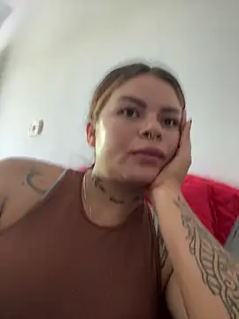 ivanna rivera online show from 10/07/25, 06:16