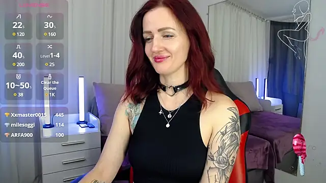 ElisaJane online show from 12/24/24, 12:44