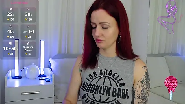 ElisaJane online show from 02/12/25, 09:54