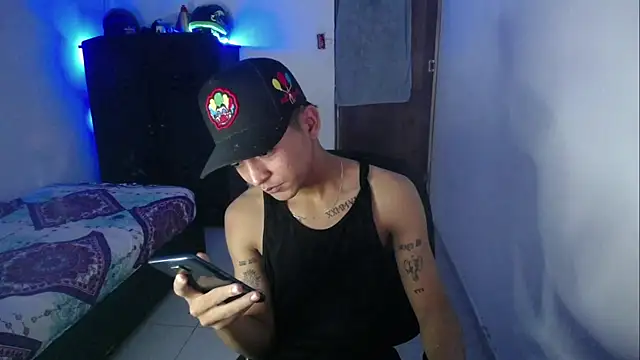 Sxntisaul   online show from 02/17/25, 03:47