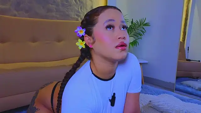 Isa  Blanc online show from 10/06/25, 03:15