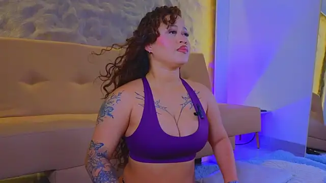 Isa  Blanc online show from 10/10/25, 01:26