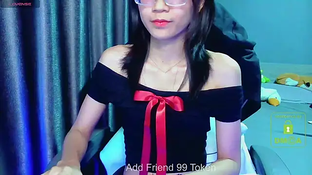 littlemiilk online show from 12/20/24, 04:04