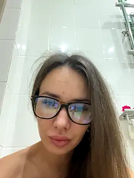 TeenieM online show from 12/03/25, 11:36