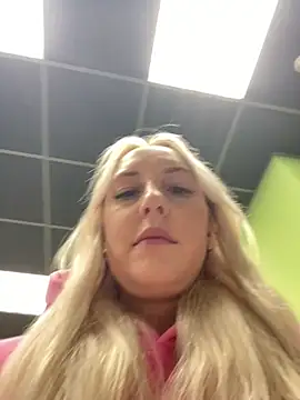 MerlinDave online show from 09/22/25, 02:13