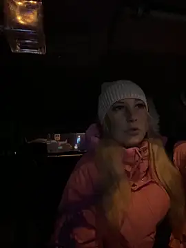 MerlinDave online show from 12/16/25, 01:43