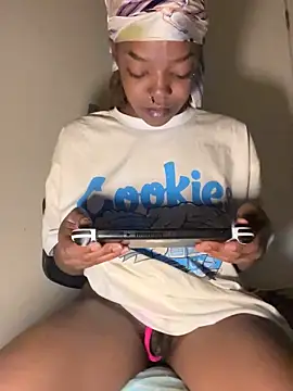 minimama69 online show from 03/08/25, 10:00