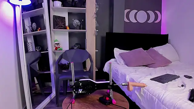 Raven Witch  online show from 01/31/25, 09:16