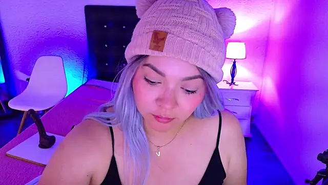 Cuckold lover69 online show from 03/06/25, 06:30