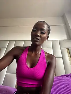 Fanclubbbbb online show from 02/13/25, 10:44