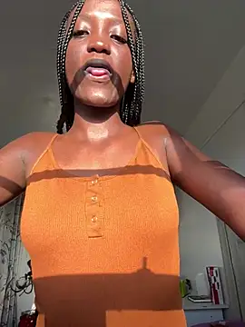 Fanclubbbbb online show from 02/25/25, 04:24