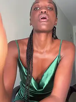 Fanclubbbbb online show from 09/10/25, 07:41