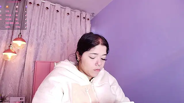 Snapshot of rose_barbara chatting on 01/18/25, 12:04 rose barbara online show from 01/18/25, 12:04